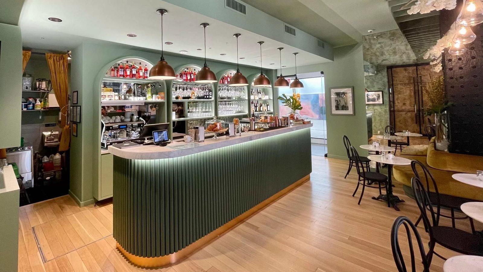 Sogno Toscano Chelsea café and wine bar on West 28th Street, New York